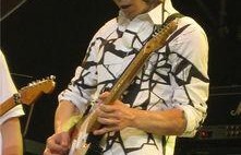 娱乐吃瓜酱黄贯中,娱乐吃瓜酱中的音乐传奇